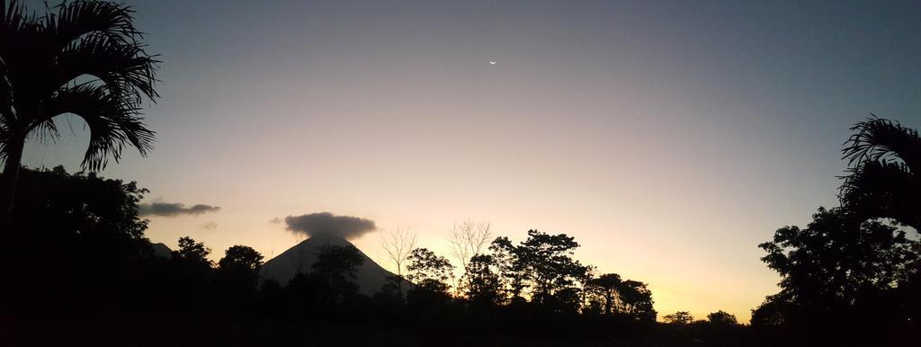 Hotel Tangara Arenal B&B La Fortuna Eksteriør bilde