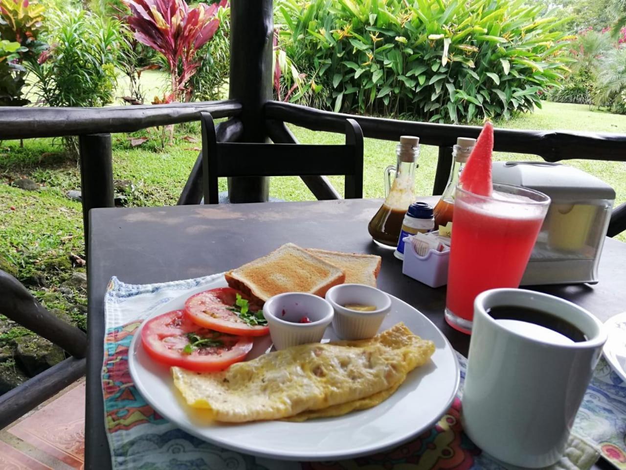Hotel Tangara Arenal B&B La Fortuna Eksteriør bilde